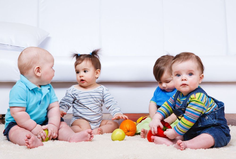 Nanny vs. daycare – the right choice for new mothers